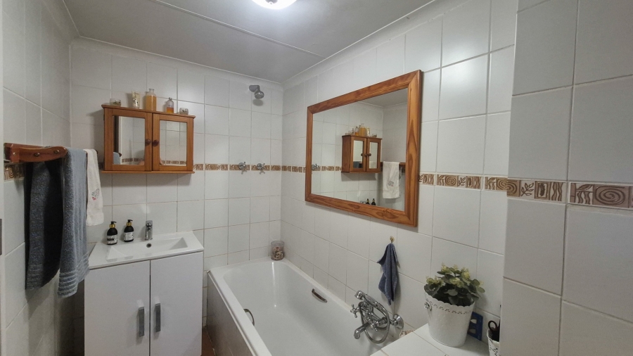 2 Bedroom Property for Sale in Die Bult North West